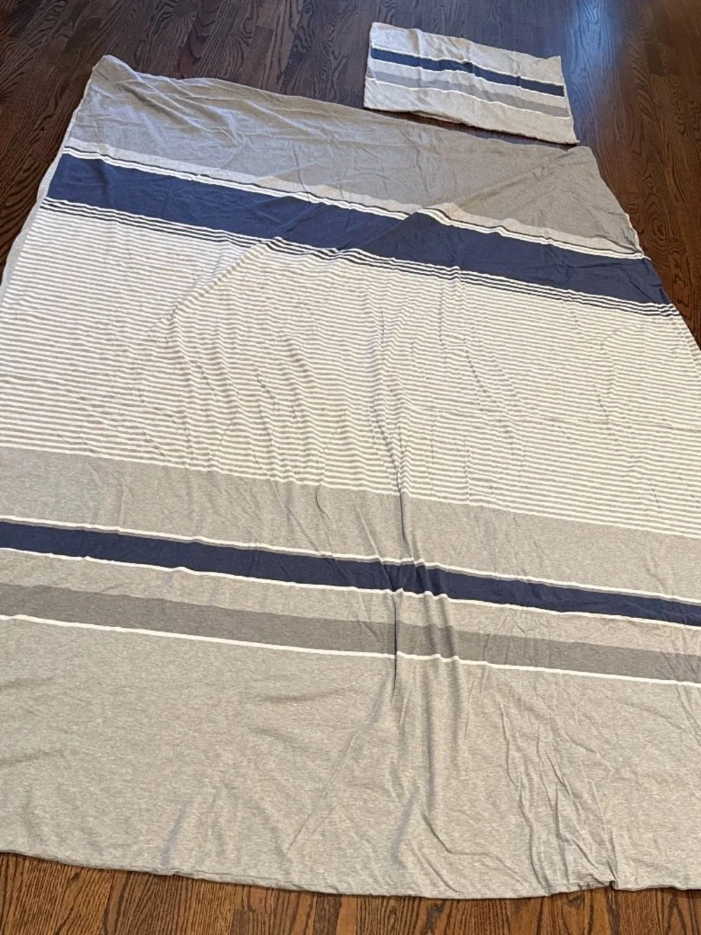 Pottery Barn Teen Beachstone duvet and sham twin XL super soft jersey like new